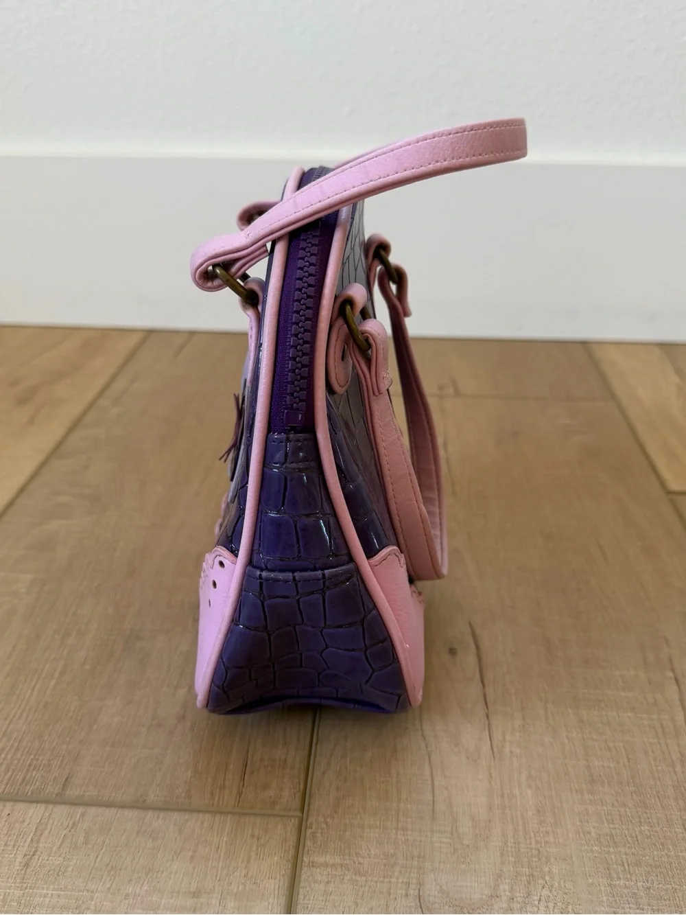Gymboree purse VTG “Backyard Explorer” Purple Butterfly Bag Patent Faux Leather